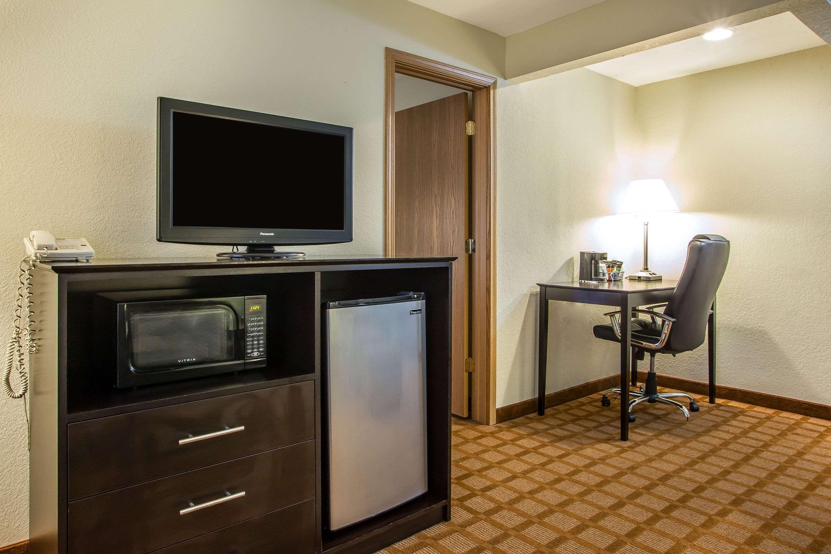 Quality Inn & Suites מרינט מראה חיצוני תמונה