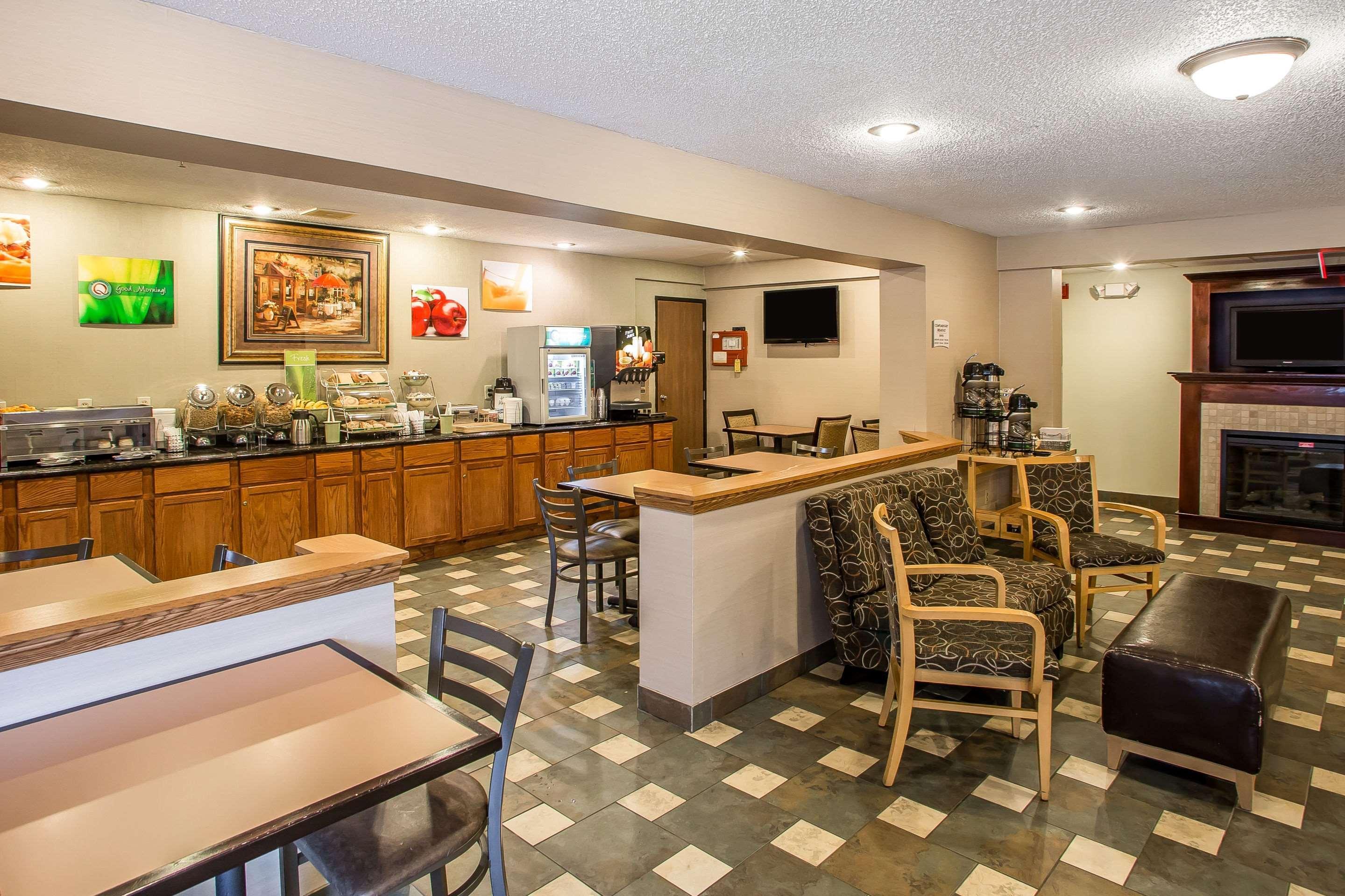 Quality Inn & Suites מרינט מראה חיצוני תמונה